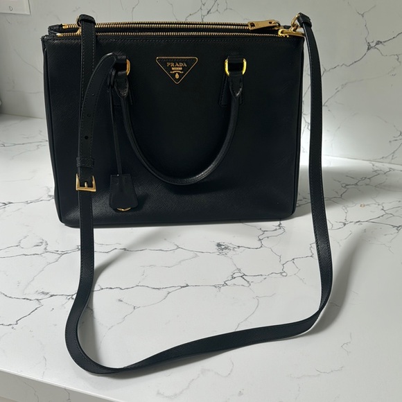 Large Galleria Saffiano Leather Top Handle Bag - Picture 10 of 10